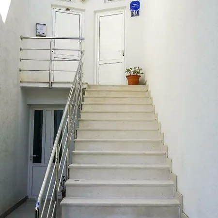 Vrilo Postira