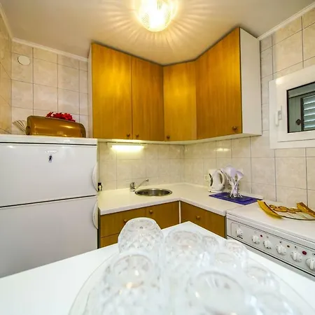 Vrilo Apartment *